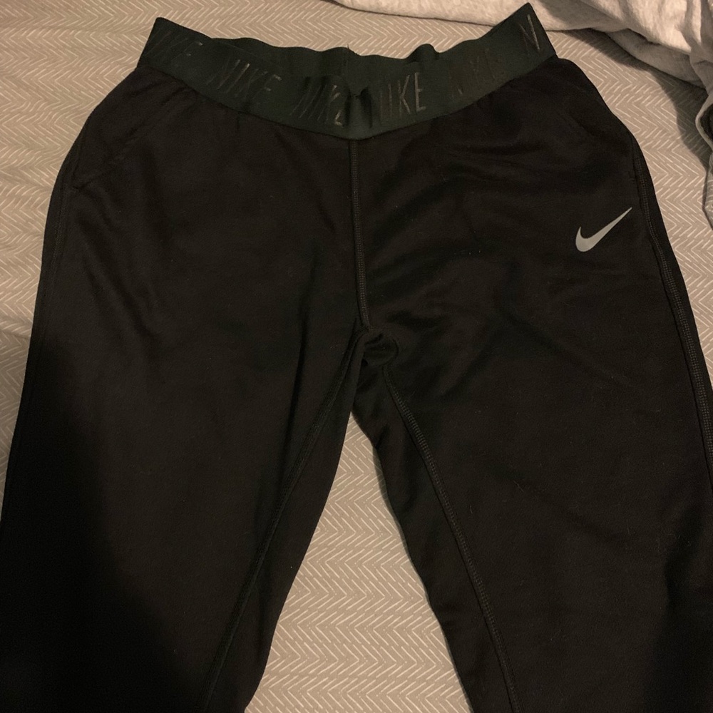 Black nike sweatpants